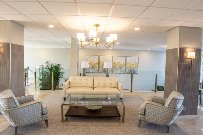 Building Photo - 2701 N Ocean Blvd