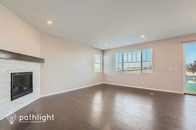 Building Photo - 720 Penstemon Dr