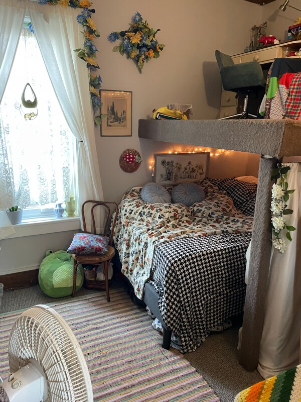 Building Photo - 303 State St