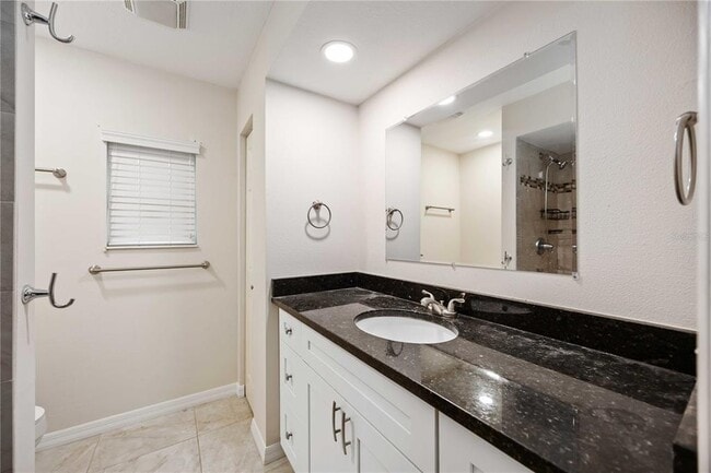 Building Photo - 4148 Lancaster Dr