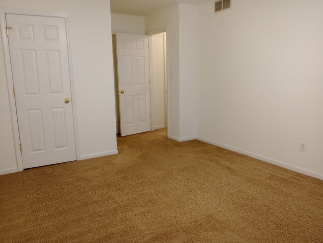 Building Photo - 3512-3514 La Mesa Dr.