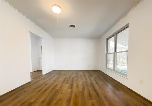 Building Photo - 1938 Spring Dr