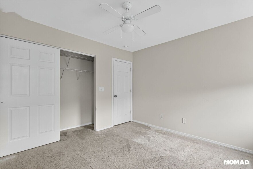 Building Photo - 241 Seymour Pl