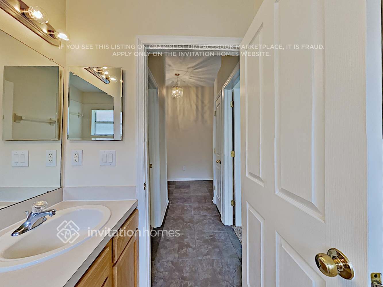 Building Photo - 6815 Monarch Park Dr