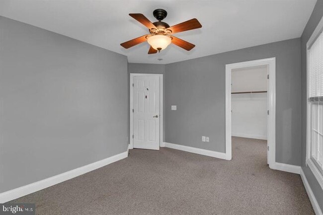 Building Photo - 9540 Parsonage Ln