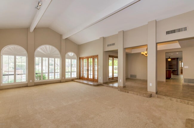 Building Photo - 8818 North 47th Pl