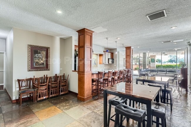 Building Photo - 2225 E Buchtel Blvd