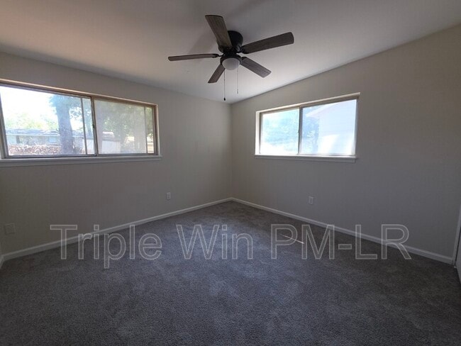 Building Photo - 1516 Gregory St