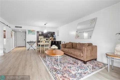 Building Photo - 6001 N Falls Cir Dr