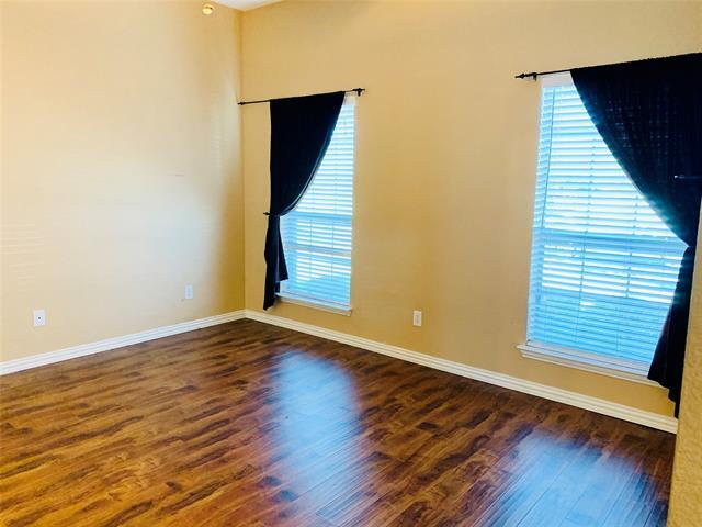 Building Photo - 1804 Lake Texoma Cir