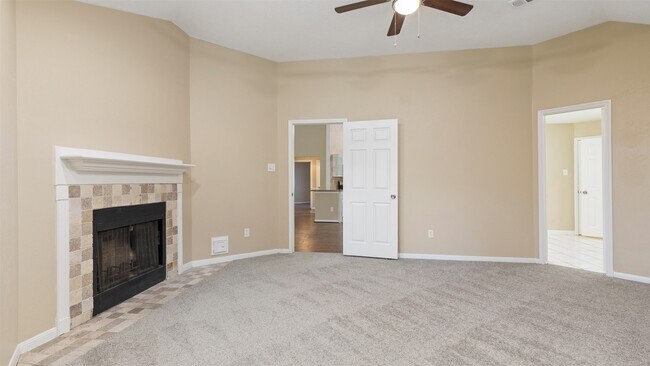 Building Photo - 22503 Holly Branch Dr