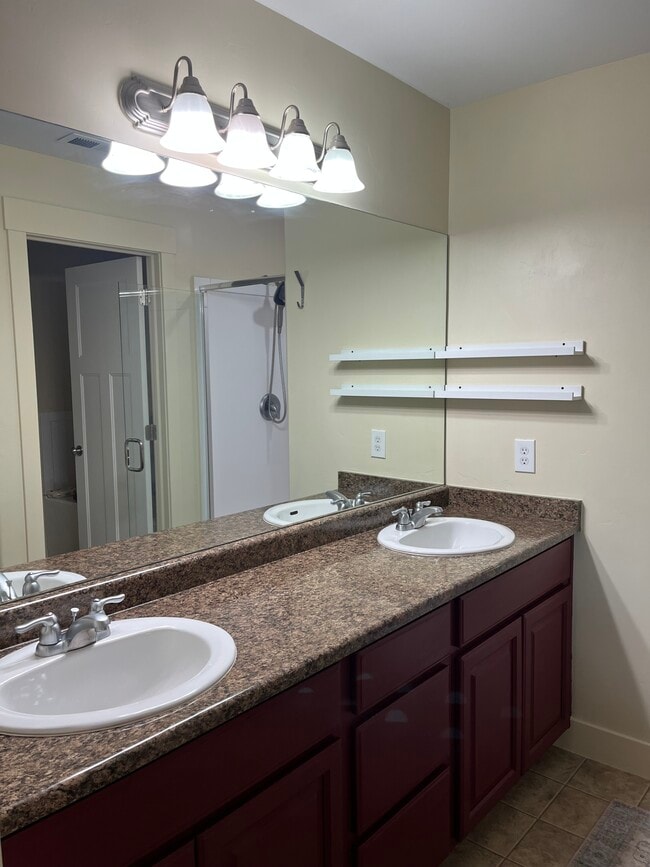 Building Photo - 7552 Lexi Loop