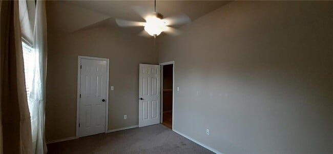 Building Photo - 9009 Mountain Mist Ln