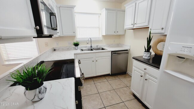 Building Photo - 122 Seagrass Wy