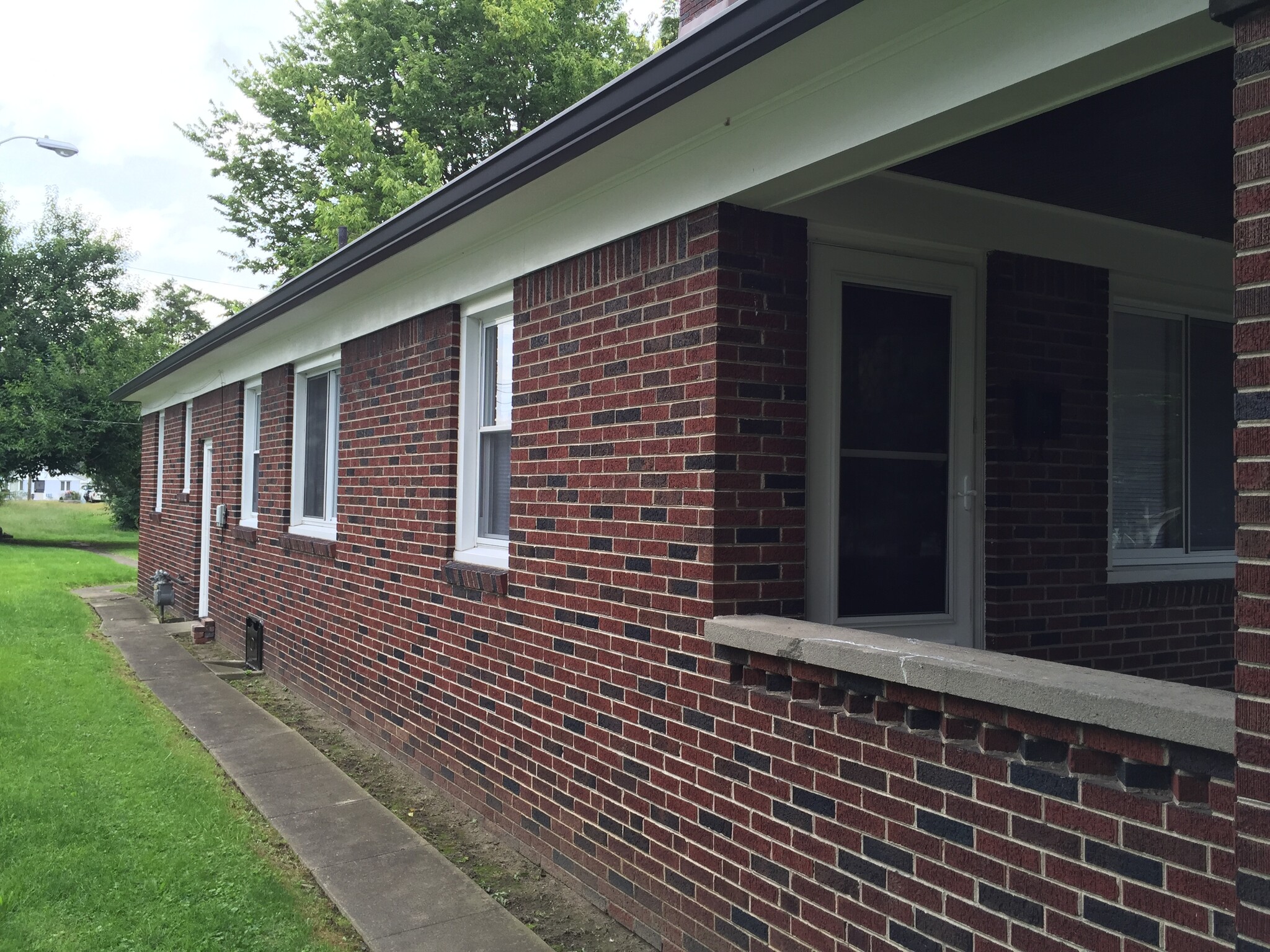 Building Photo - 1201 Evison St