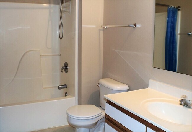 Building Photo - $1,125 | 2 Bedroom, 1 Bathroom Condo | No Pets | Available for an April 16th, 2026 Move In!*