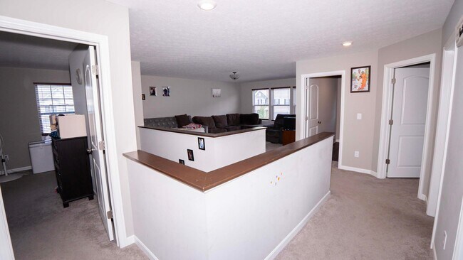 Building Photo - 7320 Blackwell Dr
