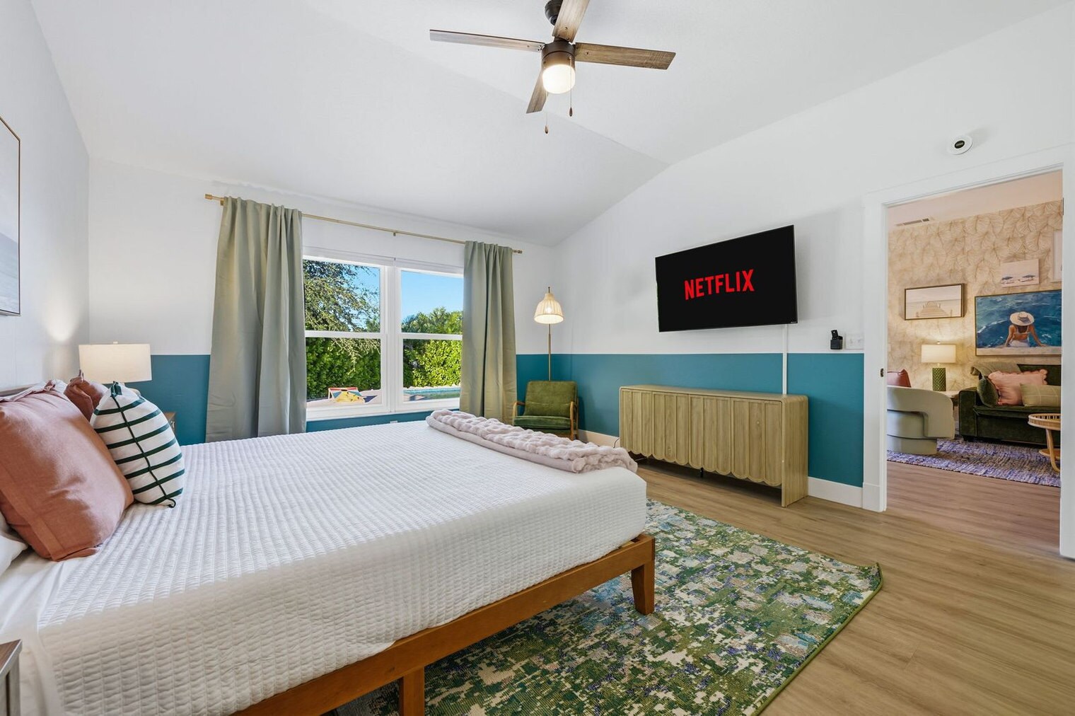 Building Photo - 6924 34th Ave W