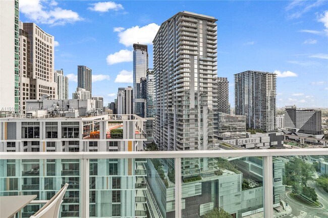 Building Photo - 41 SE 5th St