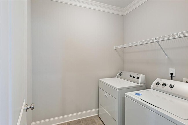Building Photo - 1536 Habershal Dr NW