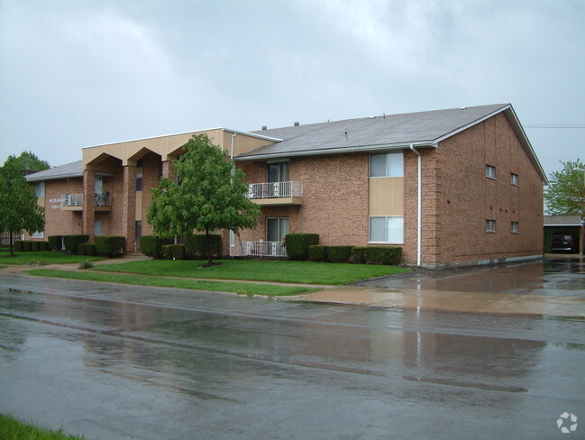 Building Photo - Miramor South