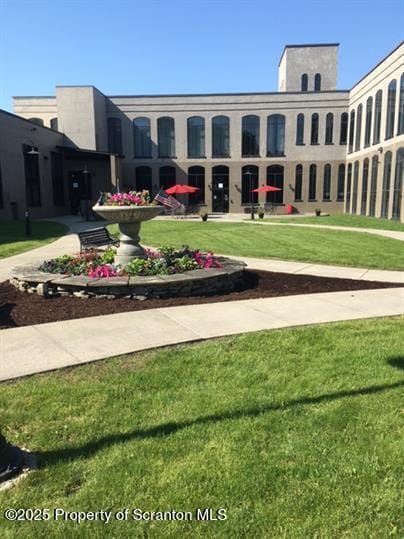 Building Photo - 800 James Ave