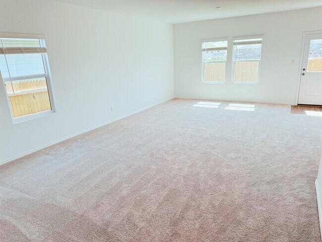 Building Photo - 212 The Good Wy