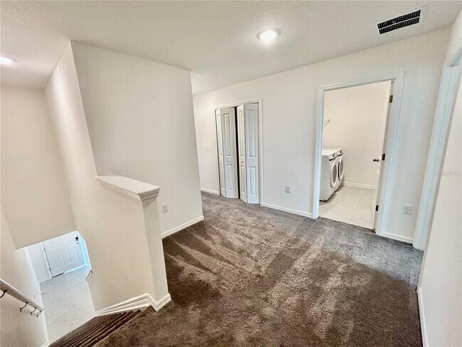 Building Photo - 32067 Eastern Redbud Br