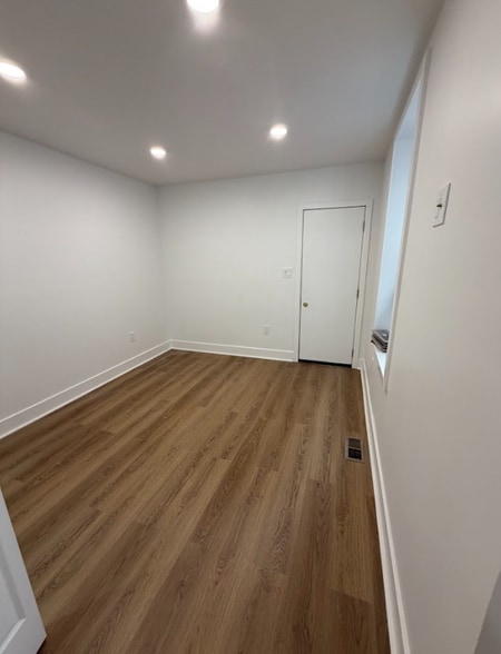 Building Photo - 5108 Hadfield St