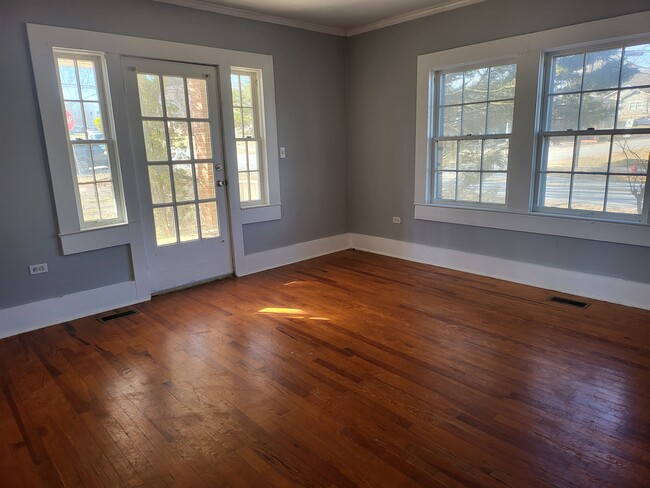 Living Room-Patio Door - 328 Mcpherson St