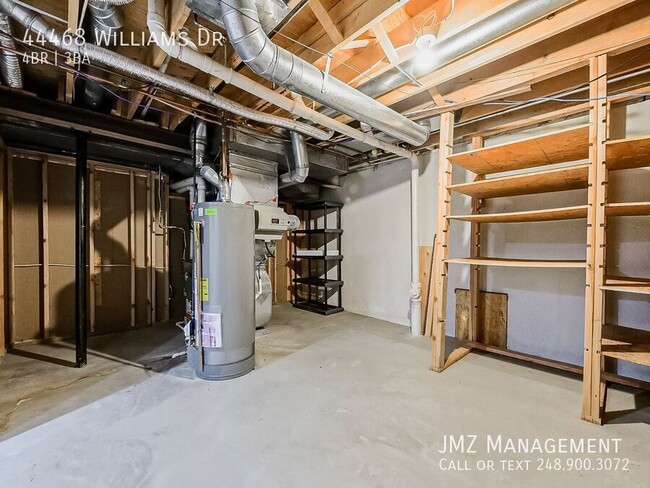Building Photo - 44468 Williams Dr