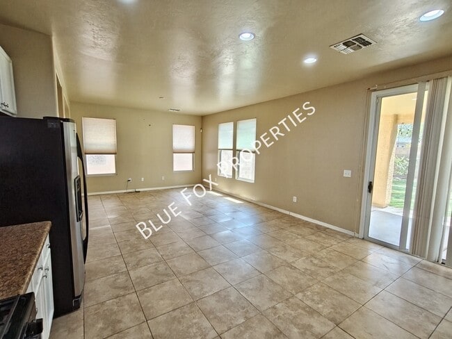 Building Photo - 5874 N Dartwhite Dr