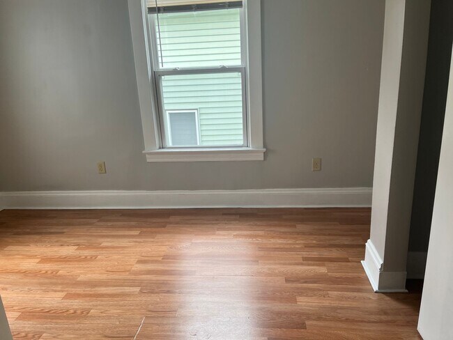 Building Photo - Polonia6908