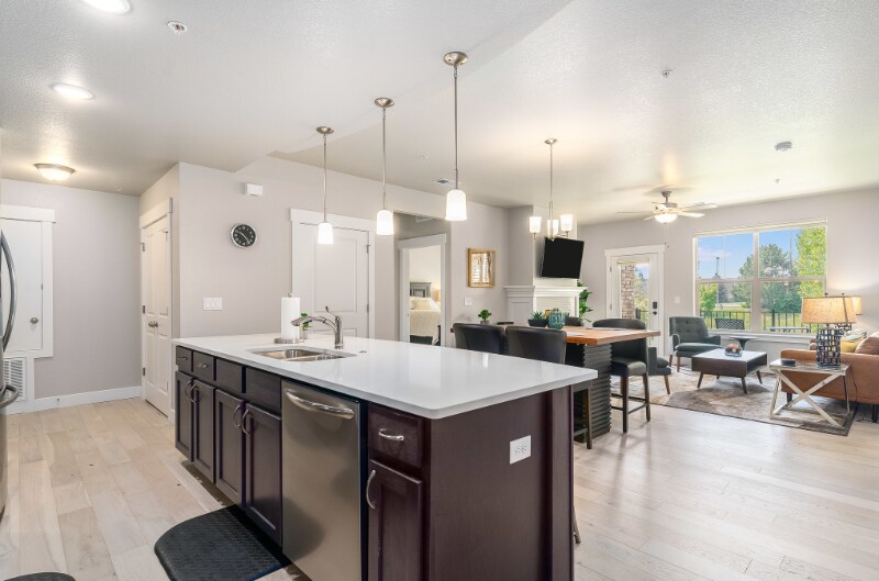 Building Photo - 4612 Hahns Peak Dr