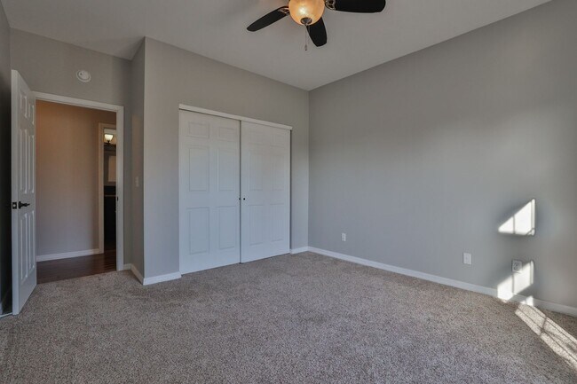 Building Photo - 151 N Meadow Ridge Trail