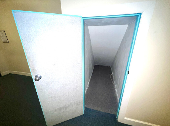 Private locking 8-ft hall closet available \for bikes + beach gear or seasonal storage. - 2221 Ocean Ave