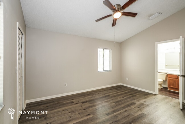 Building Photo - 1605 Tailor Rd