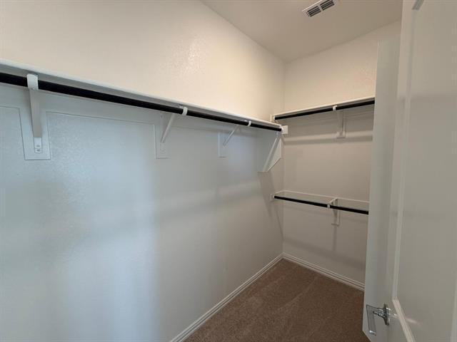 Building Photo - 2521 Birchcrest Dr