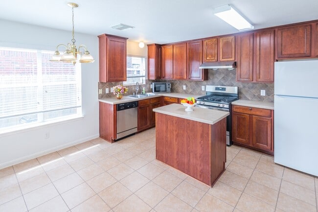 Building Photo - 5111 Juniper Walk Ln