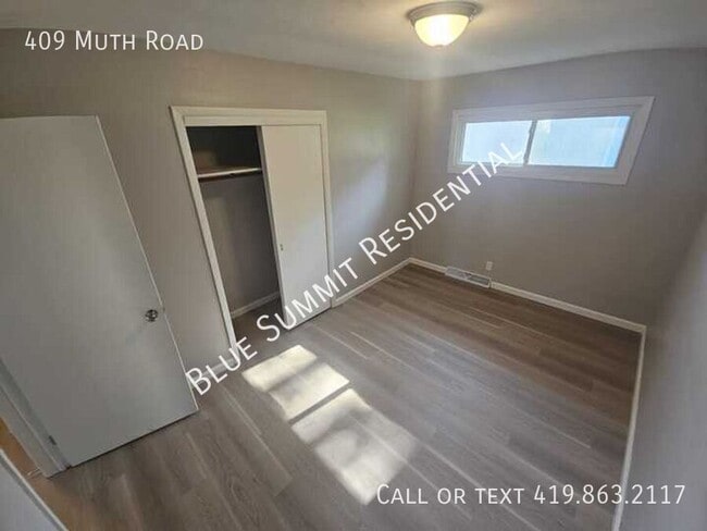 Building Photo - 409 Muth Rd