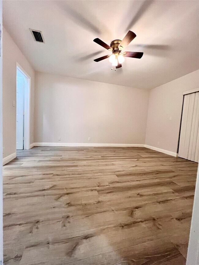 Building Photo - 12269 Royal Palm Blvd