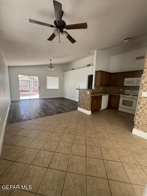 Building Photo - 12720 Lorenzo Frias Ct
