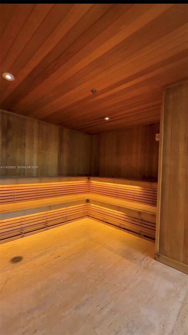 Building Photo - 16385 Biscayne Blvd