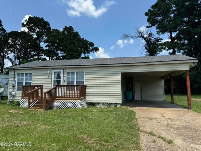 Primary Photo - 528 Laurel St