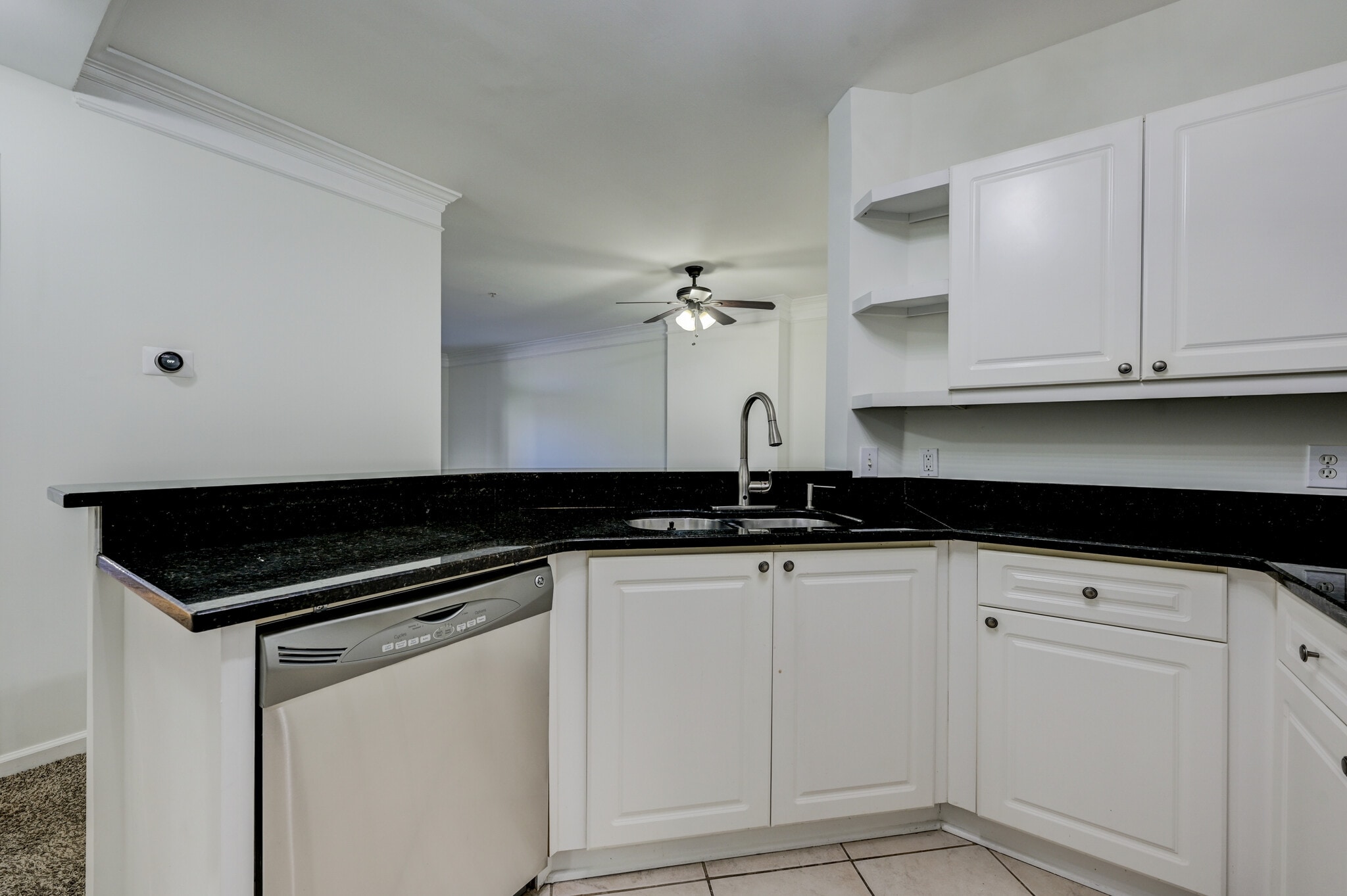 Building Photo - 3334 Peachtree Rd NE