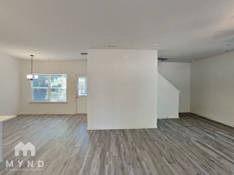 Building Photo - 8019 Pleasant Grove Rd