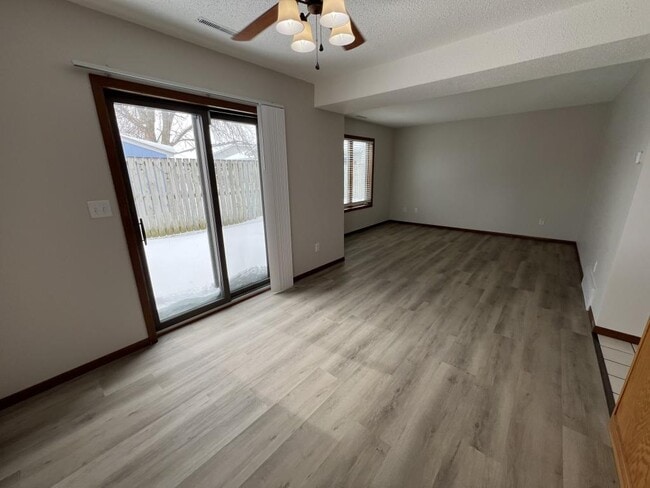 Building Photo - 2210 18th Ave SE