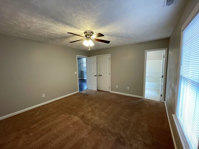 Building Photo - Updated 4 Bedroom / 3 Bathroom with In-Law Suite in Jack Britt School District!