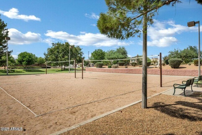 Building Photo - 2943 E Mead Dr