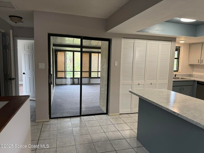 Building Photo - 3439 Quail Ct